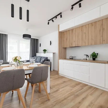 Nowoczesny Apartament Z Parkingiem Na Alei Pokoju W Krakowie By Noclegi Renters Zewnętrze zdjęcie