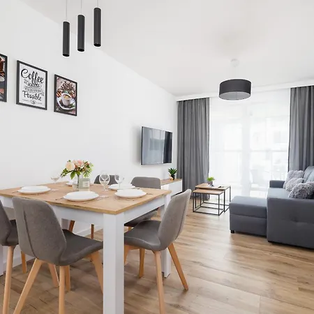 Nowoczesny Apartament Z Parkingiem Na Alei Pokoju W Krakowie By Noclegi Renters Zewnętrze zdjęcie